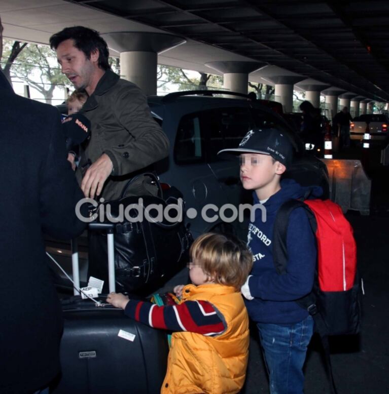 La China Suárez y Benjamín Vicuña hablaron de los rumores de embarazo: "Es mentira. Somos muchos y por ahora estamos bien así"