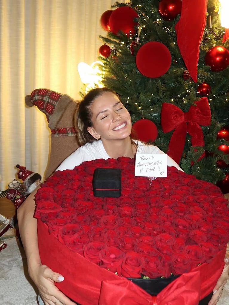 La China Suárez y Mauro Icardi celebraron su primer aniversario: él le regaló un anillo de brillantes (Foto: Instagram/@sangrejaponesa).