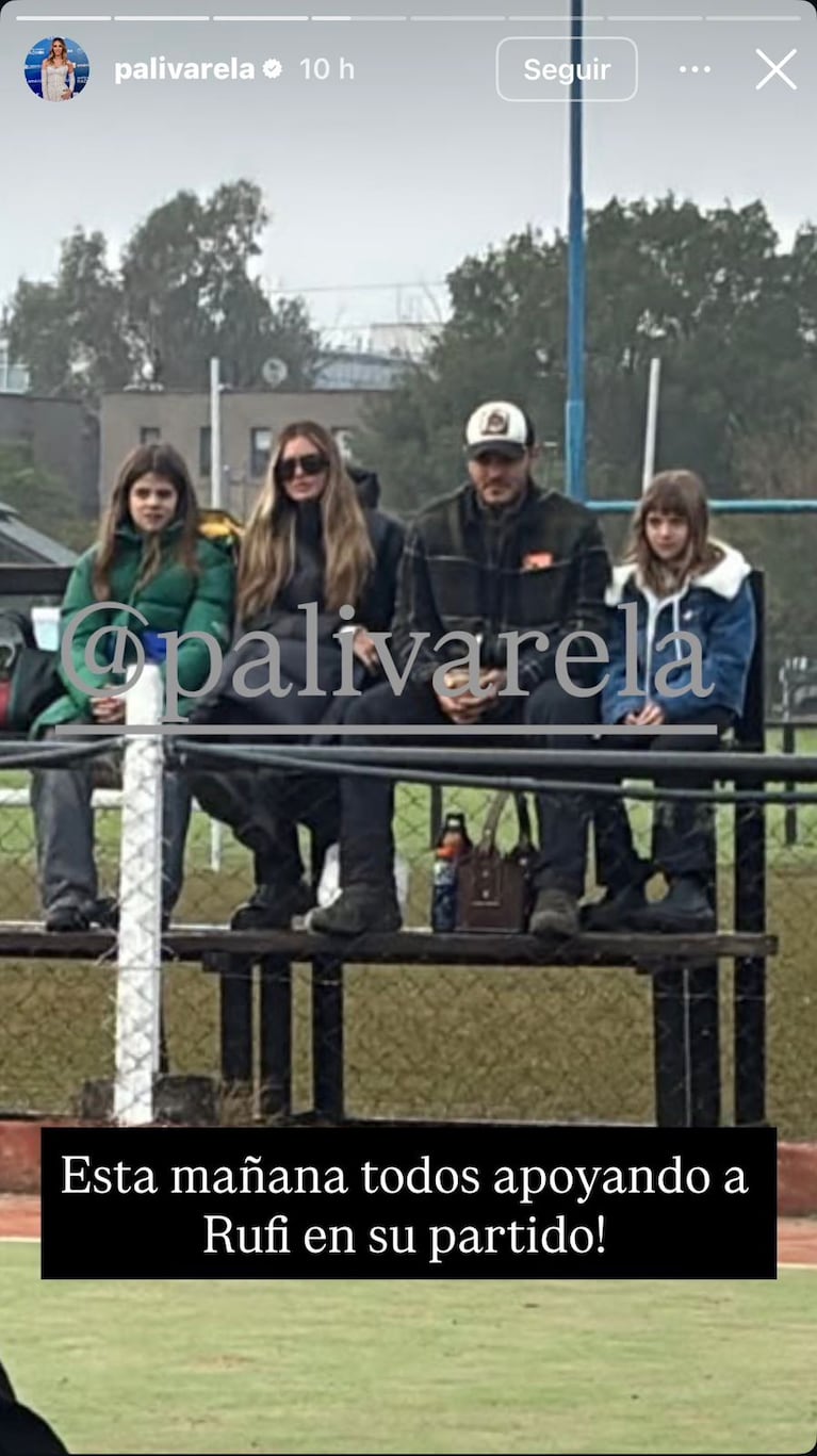 La China Suárez y Mauro Icardi con las hijas de Wanda Nara fueron a ver a Rufina Cabré jugar al hockey (Foto: Instagram/@palivarela).