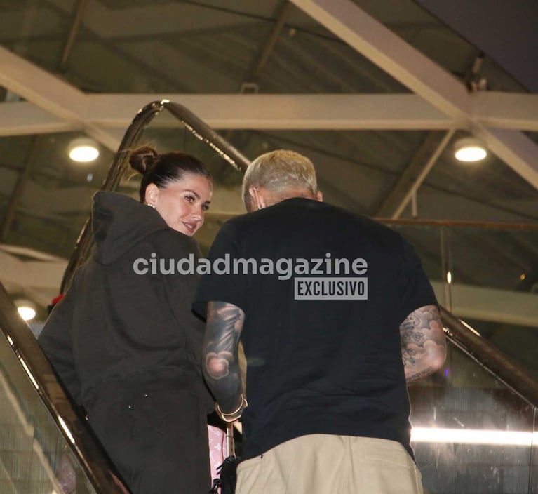 La China Suárez y Mauro Icardi en Ezeiza (Foto: Movilpress)