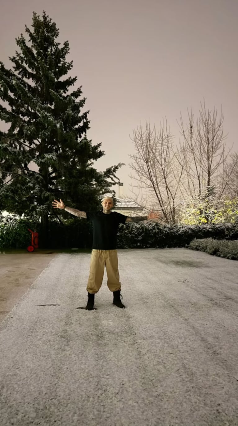 La China Suárez y Mauro Icardi regresaron a Turquía y la nieve fue la primera en recibirlos | Créditos: Instagram @mauroicardi @sangrejaponesa