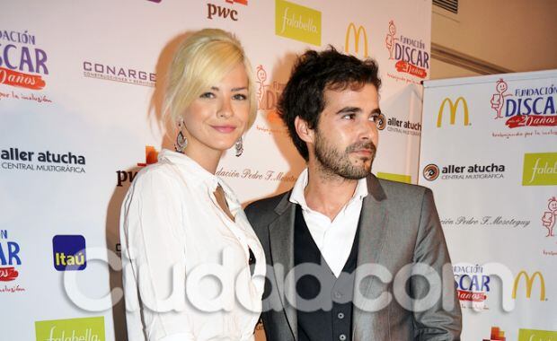 La China Suárez y Nicolás Cabré en la gala de Discar. (Foto: Jennifer Rubio)