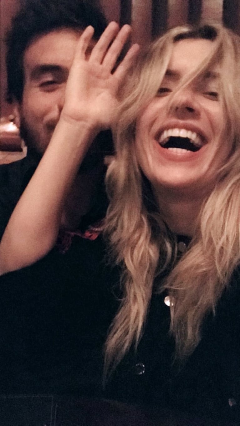La cita romántica de Fede Bal y Laurita Fernández: besos, muecas y mucho amor