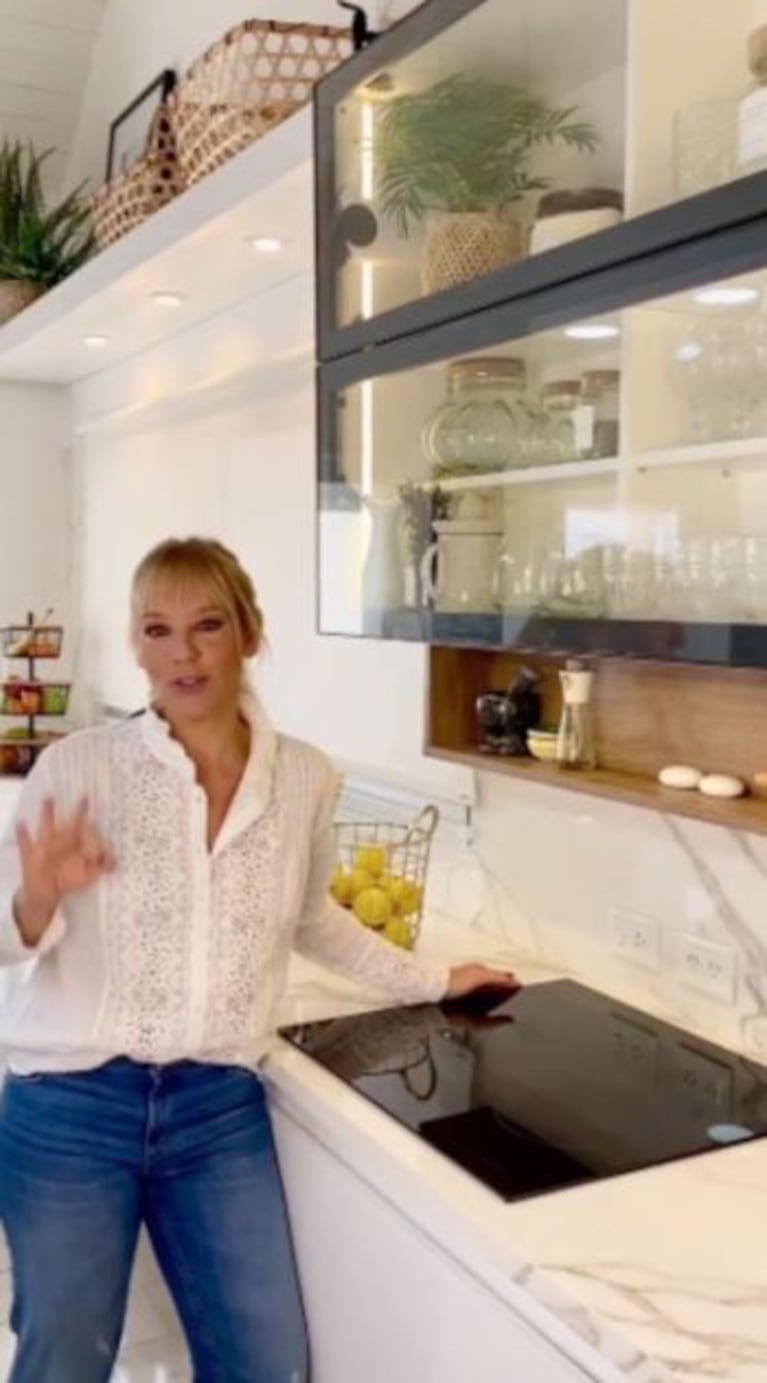 La cocina de Jimena Monteverde: así es el rincón más cálido y funcional de su casa. CREDITO: Instagram/@jimemonteverde