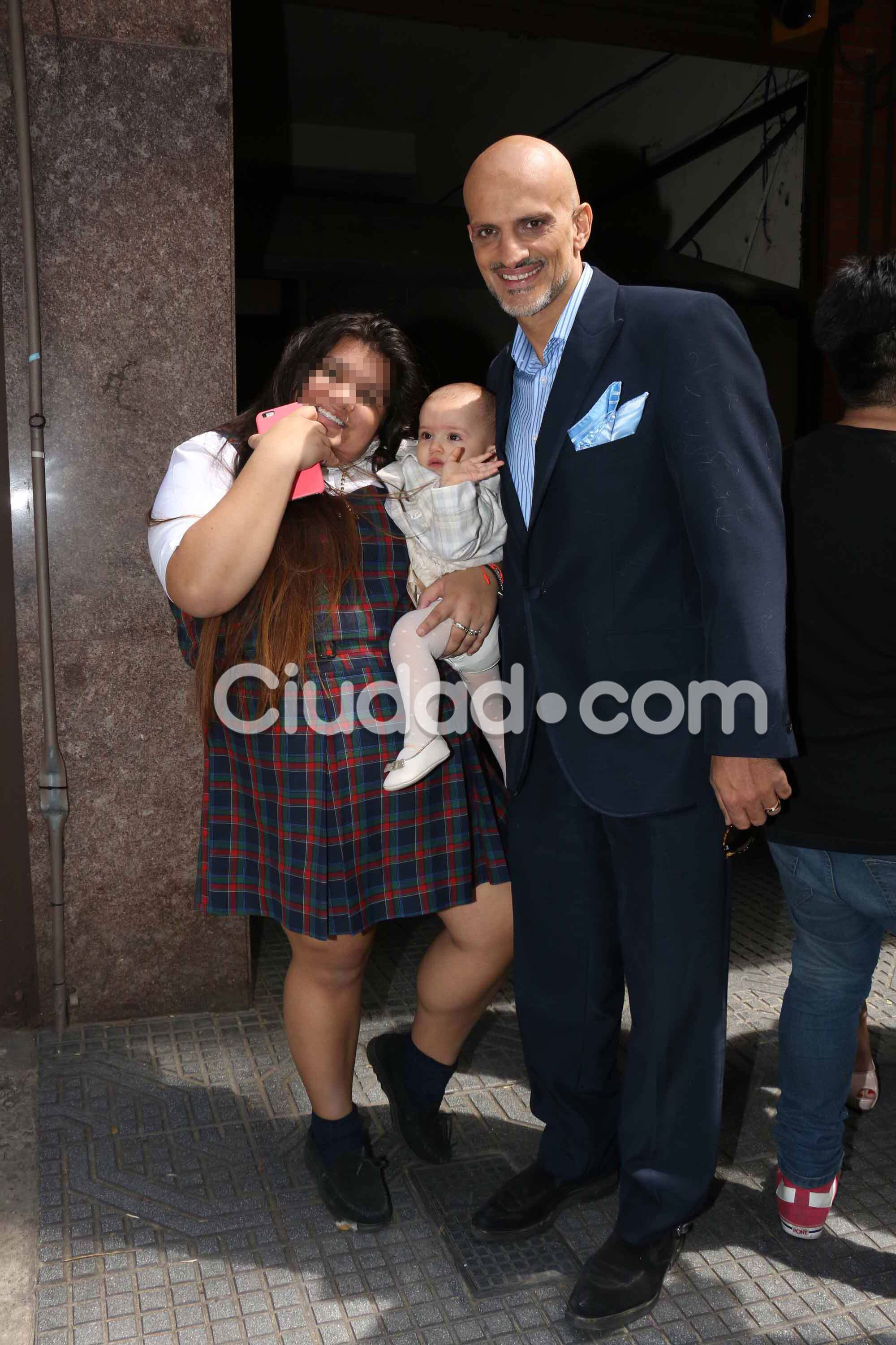 La comunión en familia de Morena Rial. Foto: Movilpress