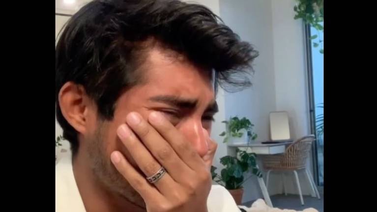 La condena de una mujer a su hijo gay cuando le dice que se casa con otro hombre