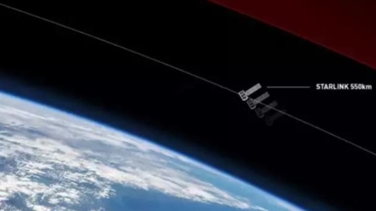 La conexión satelital de Starlink permitirá el envío de SMS en 2024 y llamadas y uso de datos en 2025