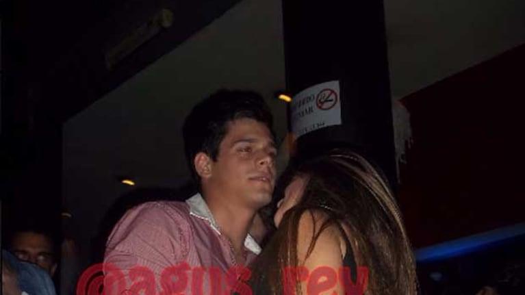 La confirmación del romance entre Victoria de GH y Lucas Velasco de Graduados. (Foto: @agus_rey)