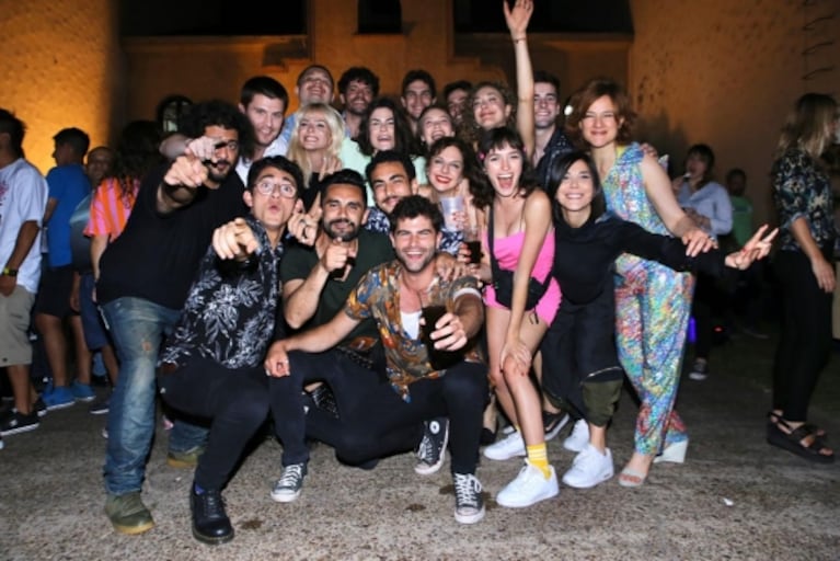 La divertida fiesta de ATAV por el fin de las grabaciones: las fotos de la China Suárez, Gonzalo Heredia, Albert Baró, Delfi Chaves y más