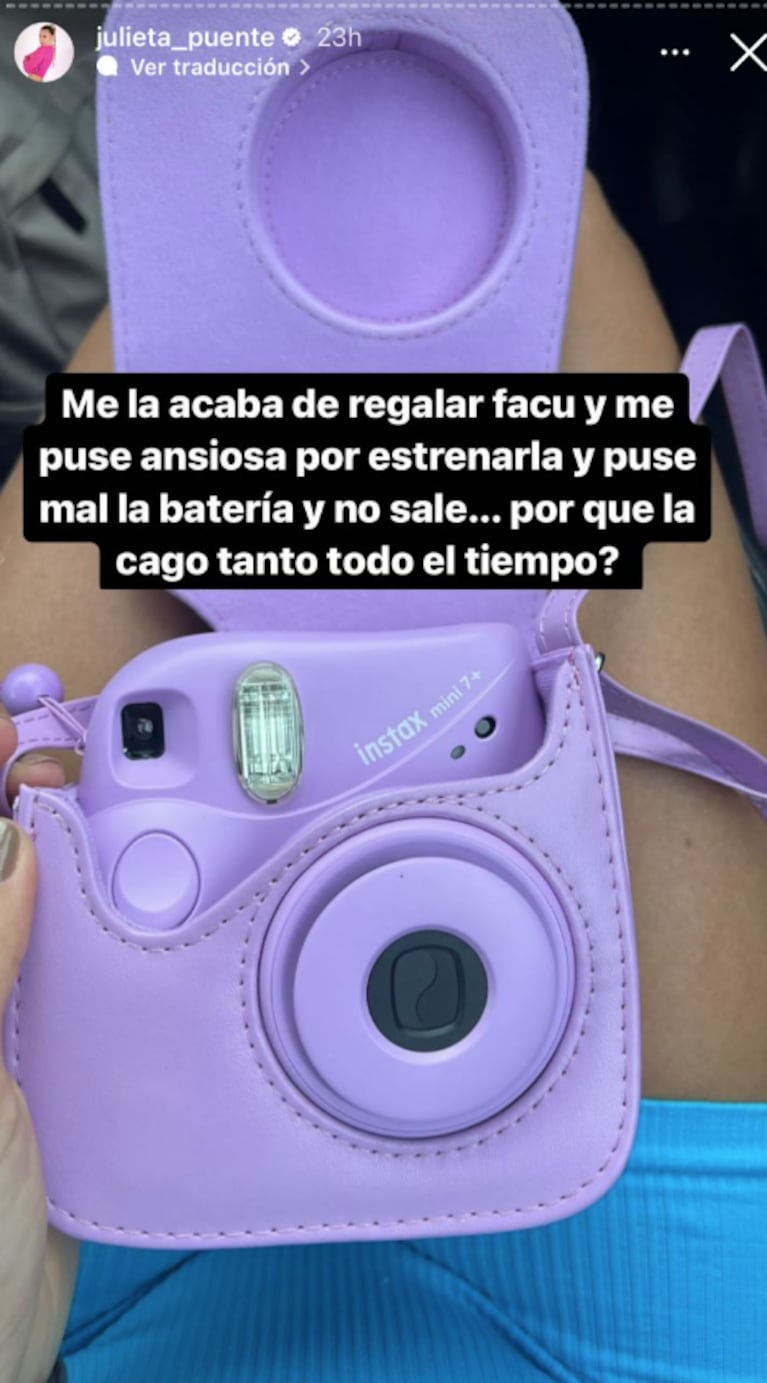 La dramática reacción de Julieta Puente con una cámara de fotos que le regaló su novio: "¿Por qué soy tan torpe?"