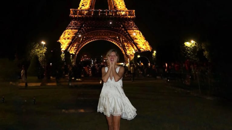 La emoción de Laurita Fernández al conocer paris de noche