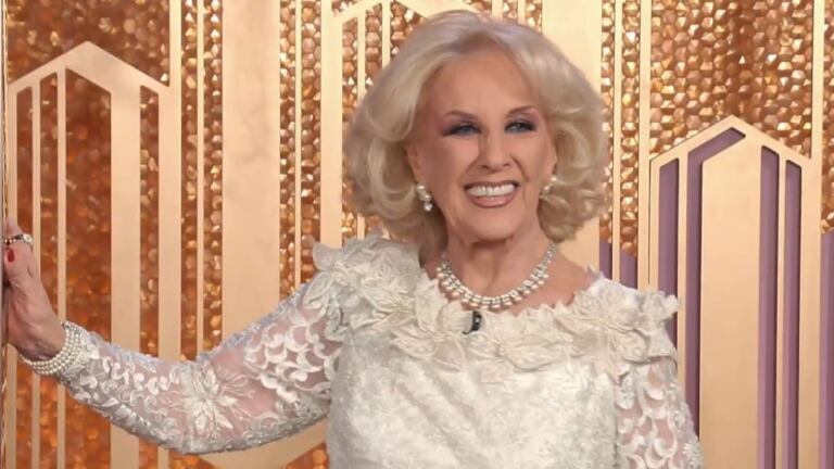 La entrada del Teatro Regina llevará el nombre de Mirtha Legrand