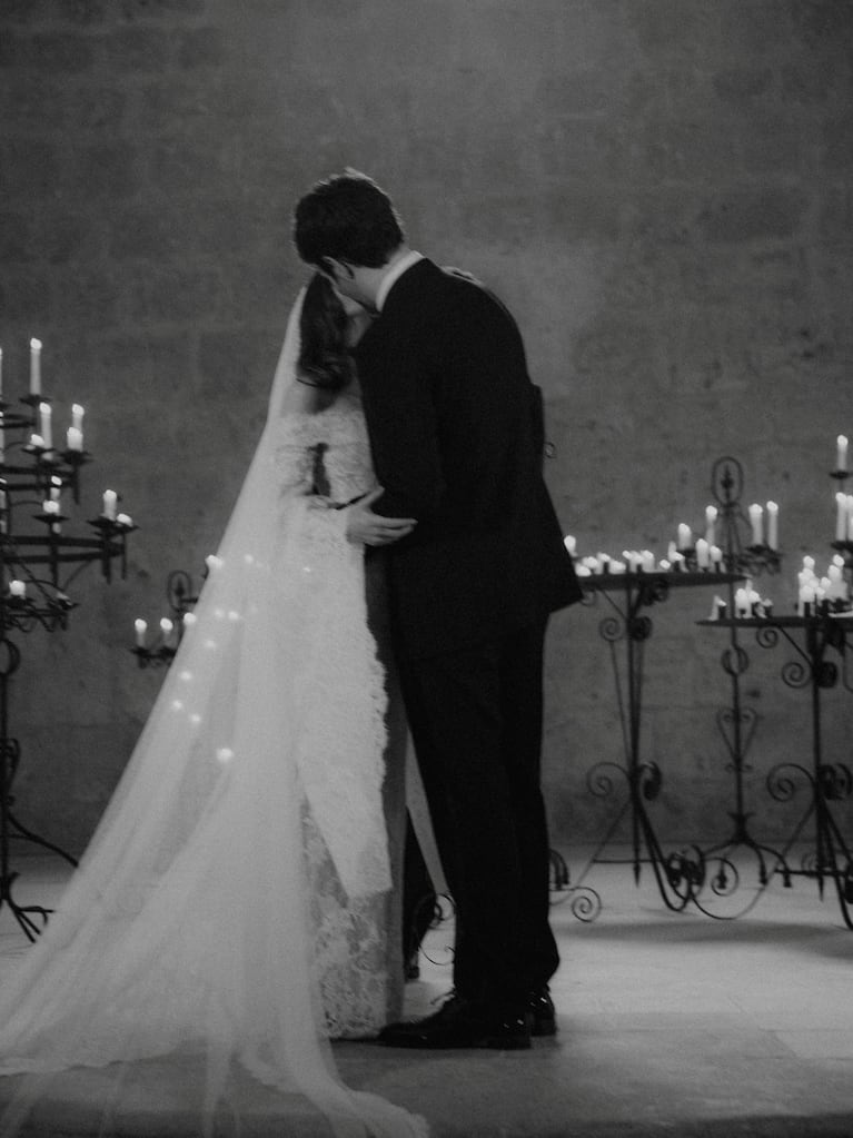 La espectacular boda gótica de la hija de Antonio Banderas y Melanie Griffith | Créditos: Instagram @stellabanderasgriffith