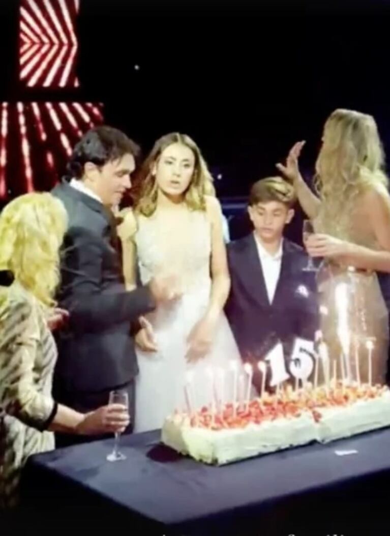 La espectacular fiesta de 15 de la hija de Sebastián Estevanez e Ivana Saccani por dentro