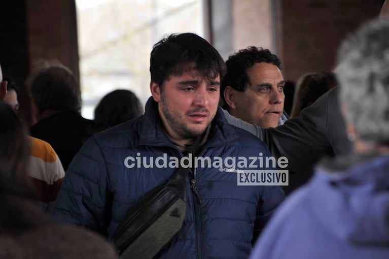 La familia de Alberto Martín lo despidió junto a compañeros de toda la vida (Foto: Movilpress)
