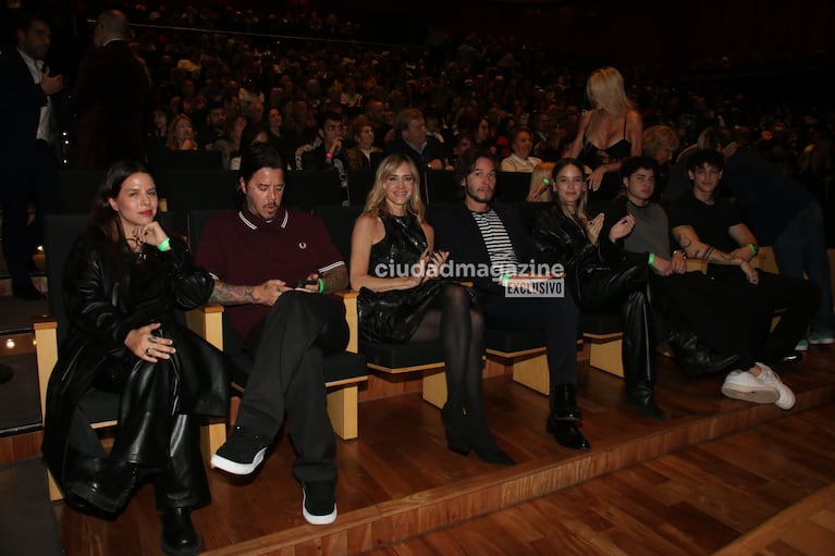 La familia de Palito Ortega en su homenaje (Foto: Movilpress).
