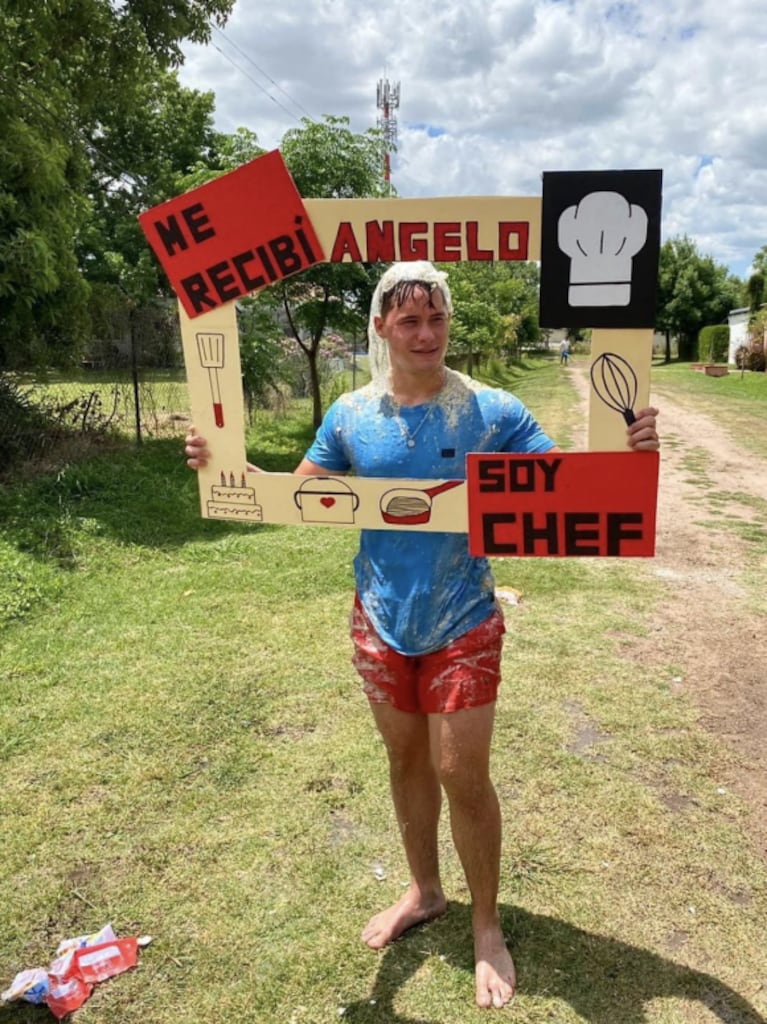 La felicidad de Ángelo Pedrazzoli de Bake Off por haberse recibido de chef: "Siempre lo soñé"  