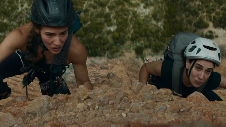 La fiera dura 1 hora y 53 minutos y está disponible en Netflix.