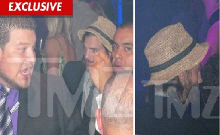 La foto de TMZ que muestra a Ashton Kutcher en un boliche, la noche de su aniversario.