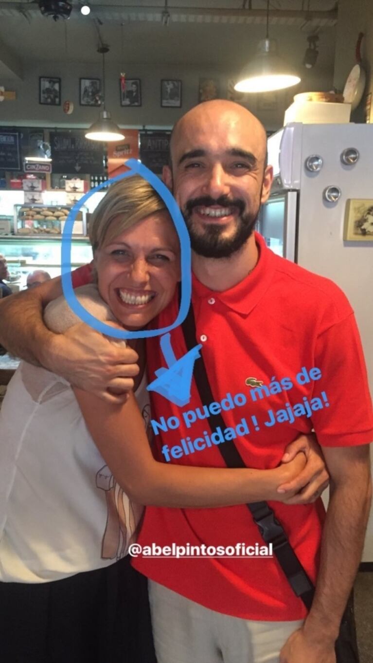 La foto "súper cholula" de Denise Dumas con Abel Pintos
