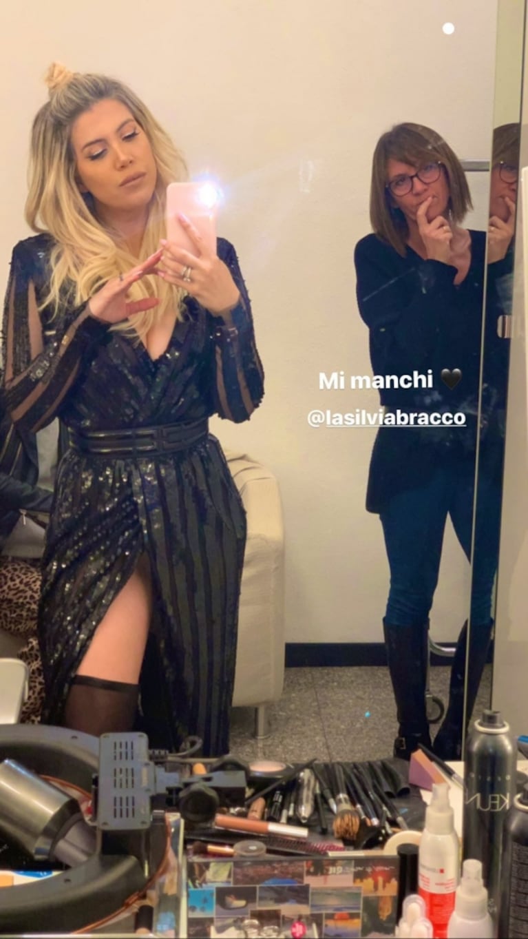 La foto súper provocativa de Wanda Nara que desató las dudas entre sus seguidores: ¿tiene o no ropa interior?