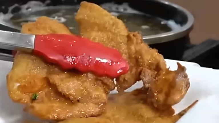 La fritura de la milanesa debe ser con aceite bien caliente, para que no se embeba y quede pesada. Foto: Cucinare TV