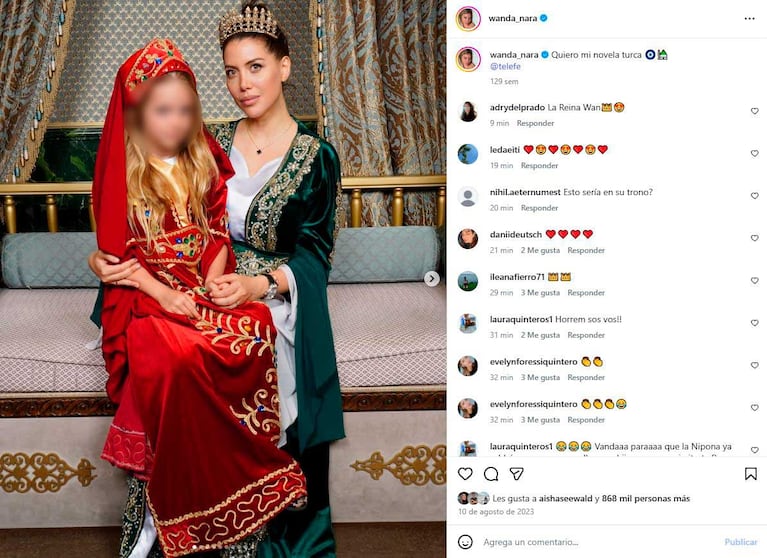 La galería de fotos en Turqupia que Wanda Nara fijó en su perfil (Foto: Instagram @wanda_nara)