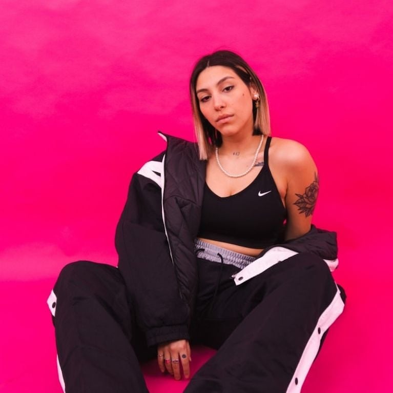 La hermana del Duki tuvo un contundente gesto: qué hizo en medio del escándalo que protagoniza Emilia Mernes