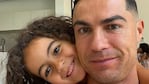 La hija de Cristiano Ronaldo emocionó a todos al cantar un clásico romántico y recibió un guiño de Antonela Roccuzzo. Crédito: Instagram