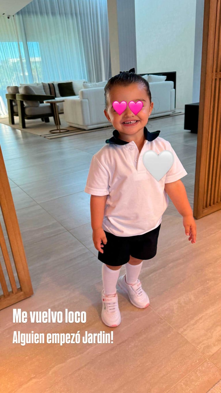La hija de Darío Barassi comenzó su etapa del jardín de infantes (Foto: Instagram @dariobarassi)
