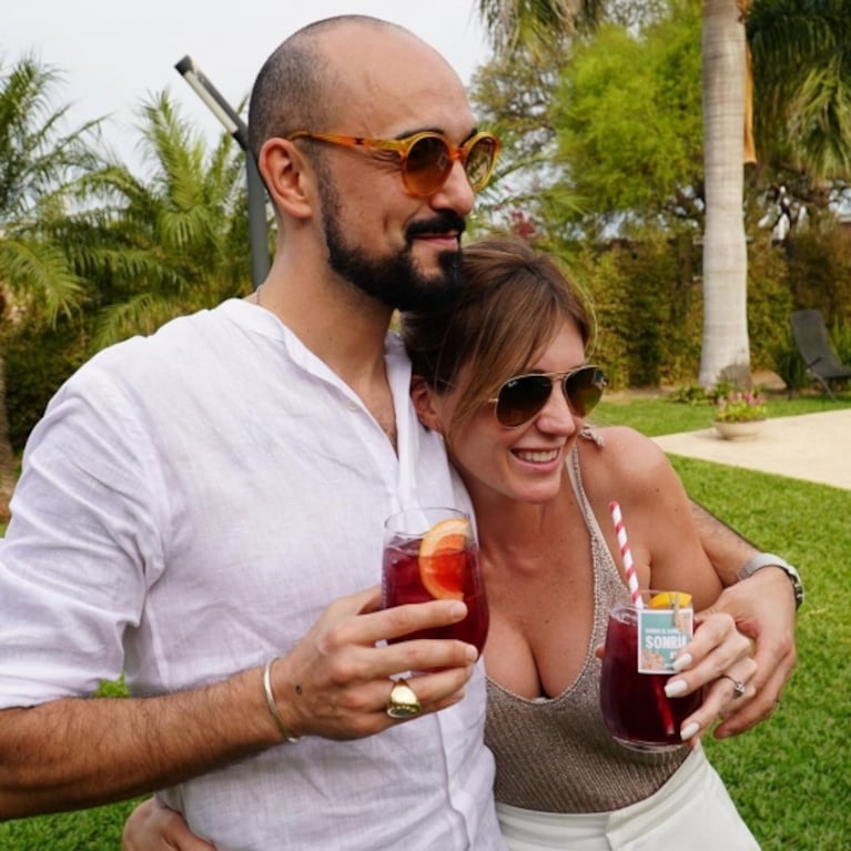 La historia del amor secreto entre Abel Pintos y Mora Calabrese: la fan y el ídolo que formaron una familia