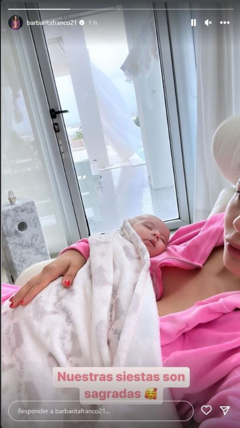 La hora de la siesta: Barby Franco publicó la más tierna postal de Sarah hasta el momento