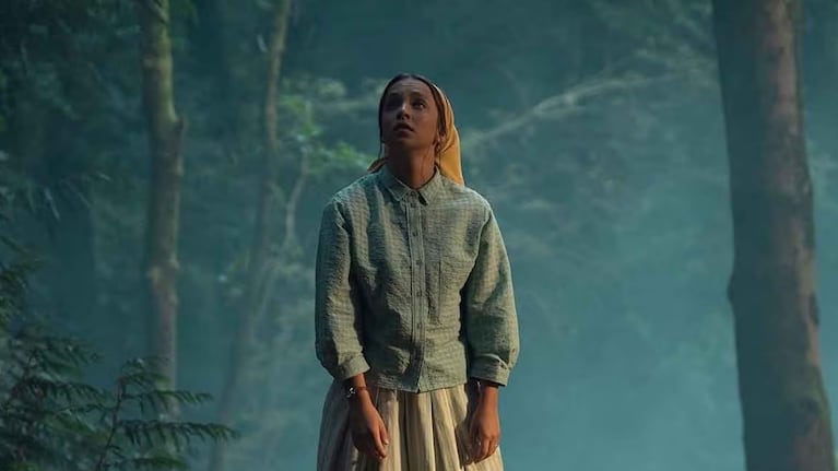 La impactante serie de Netflix pone el foco en Rosie, una joven madre que vive dentro de una comunidad religiosa.