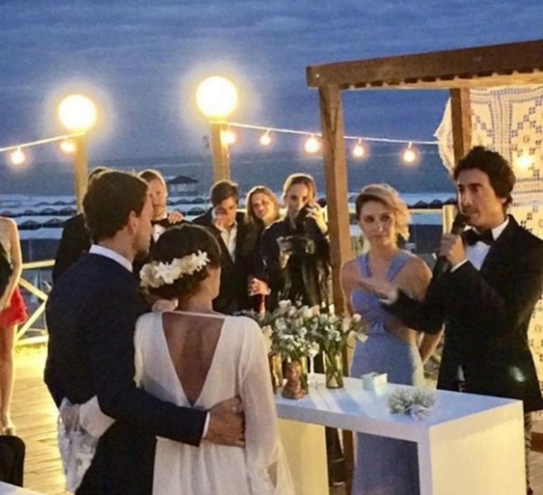 La increíble boda en la playa de Nico Vázquez y Gimena Accardi: el motivo por el que decidieron no usar anillos