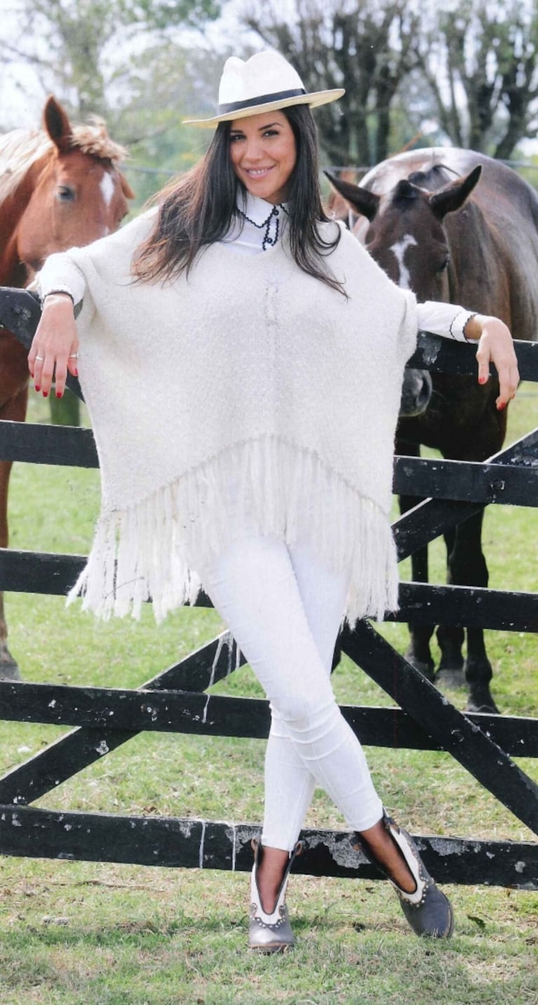 La innovadora práctica de Andrea Rincón para superar su trastorno límite de la personalidad: "Hace unos meses comencé a realizar Inteligencia Emocional con Caballos"