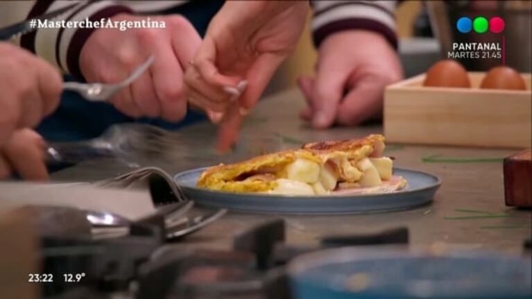 La insólita prueba que debieron afrontar Wanda y Zaira Nara en MasterChef, más juntas que nunca