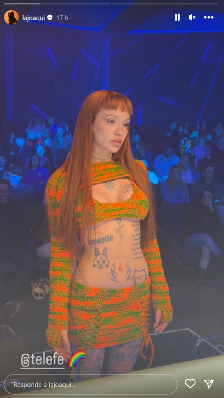 La Joaqui impactó con una minifalda y un crop top bicolor en las primeras grabaciones de Got Talent Argentina