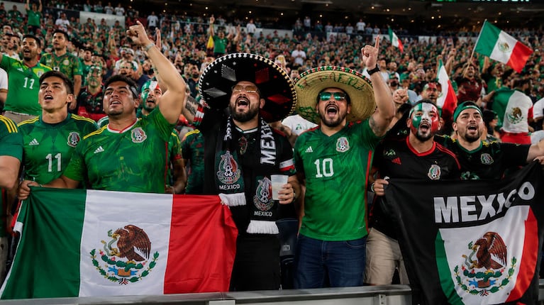 La letal crítica de Diego Brancatelli a la hinchada mexicana (Foto IA)