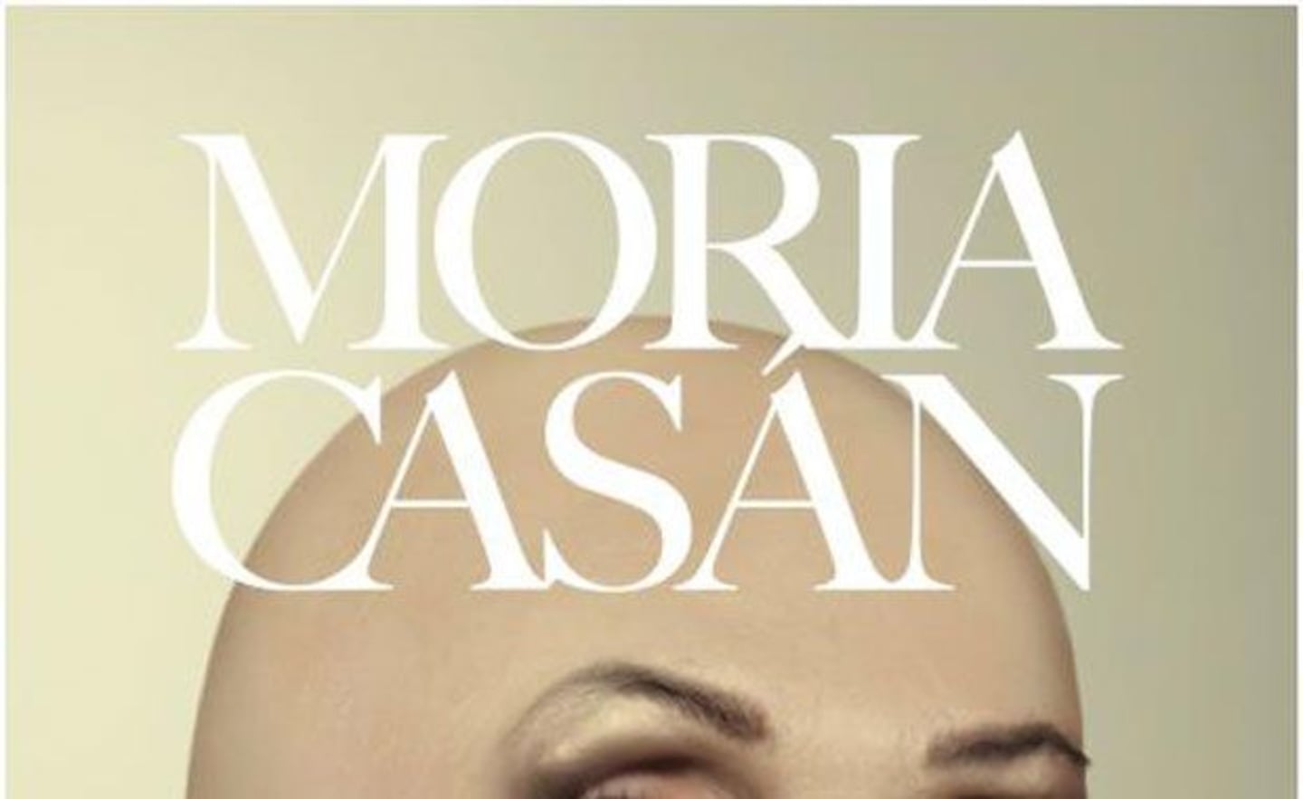 La llamativa tapa del libro de Moria Casán (Foto: Twitter). 