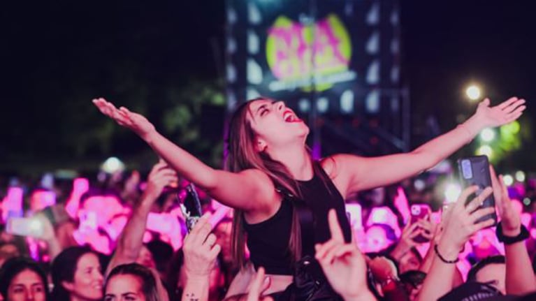 La Mágica celebra 15 años con una mega fiesta de cumbia en el Estadio GEBA