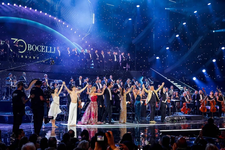 La magnitud del show de Andrea Bocellli enloqueció al público de Viña del Mar (Foto:  Javier TORRES / AFP)