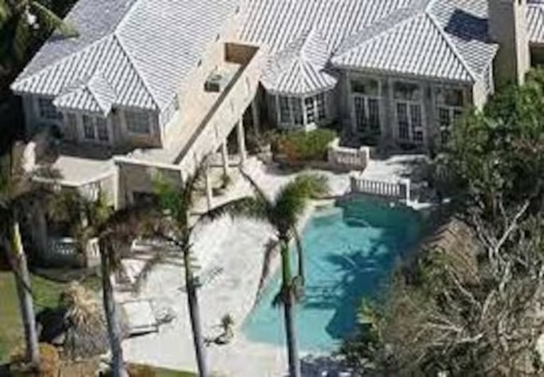 La mansión de Juanes en Miami