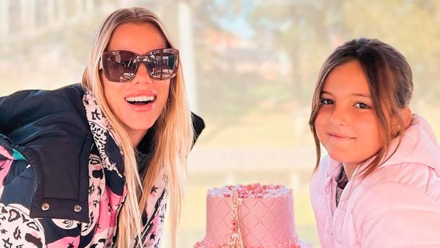 La modelose mostró junto a su hija en el cumpleaños de la pequeña