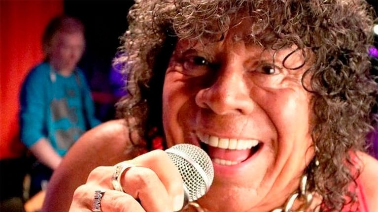 La Mona Jiménez celebra el Día de la Independencia con una versión cuartetera del Himno