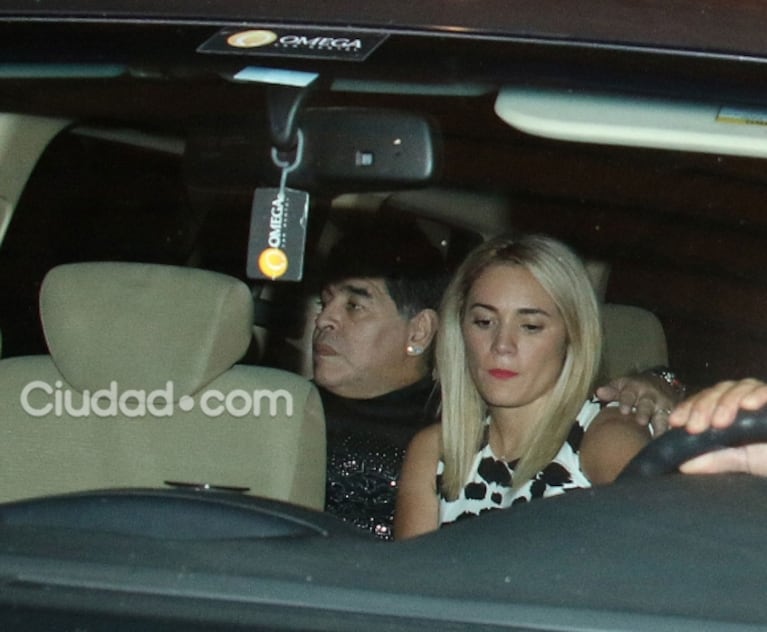 La Navidad del Diez: Maradona celebró la Nochebuena junto a Diego Junior, Jana y Rocio Oliva