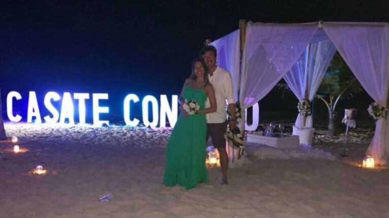 La panelista de Pampita Online que salió al cruce de Iliana Calabró por desconfiar del casamiento: "¡¿Perdón?!"