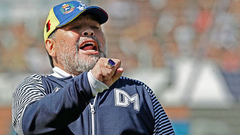 La peculiar explicación de Diego Maradona sobre su frase que se volvió viral: qué es corte y sonrisa