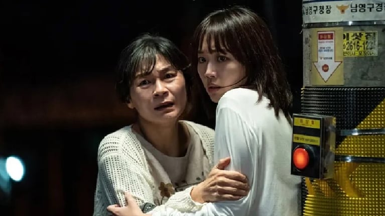 La película Crimenes de medianoche transmite tensión palpable: según su director.