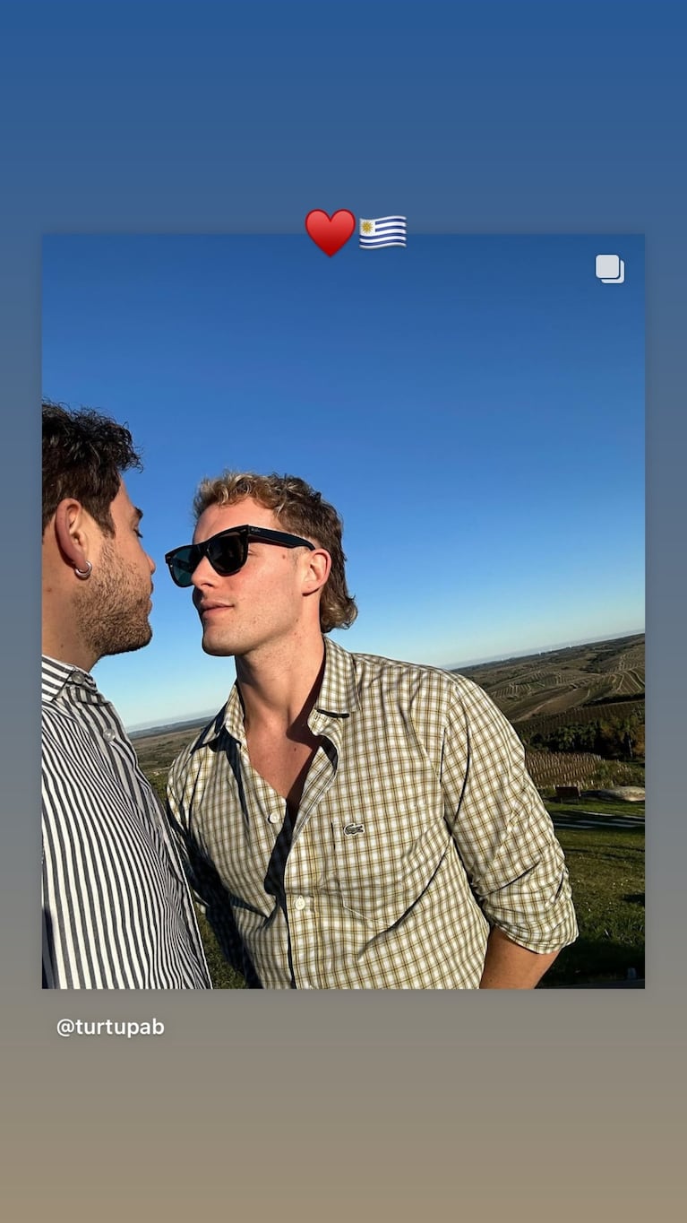 La postal que compartió Fernando Dente con su novio, Pablo Turturiello. Fuente: Imagen subida a la web por TN.