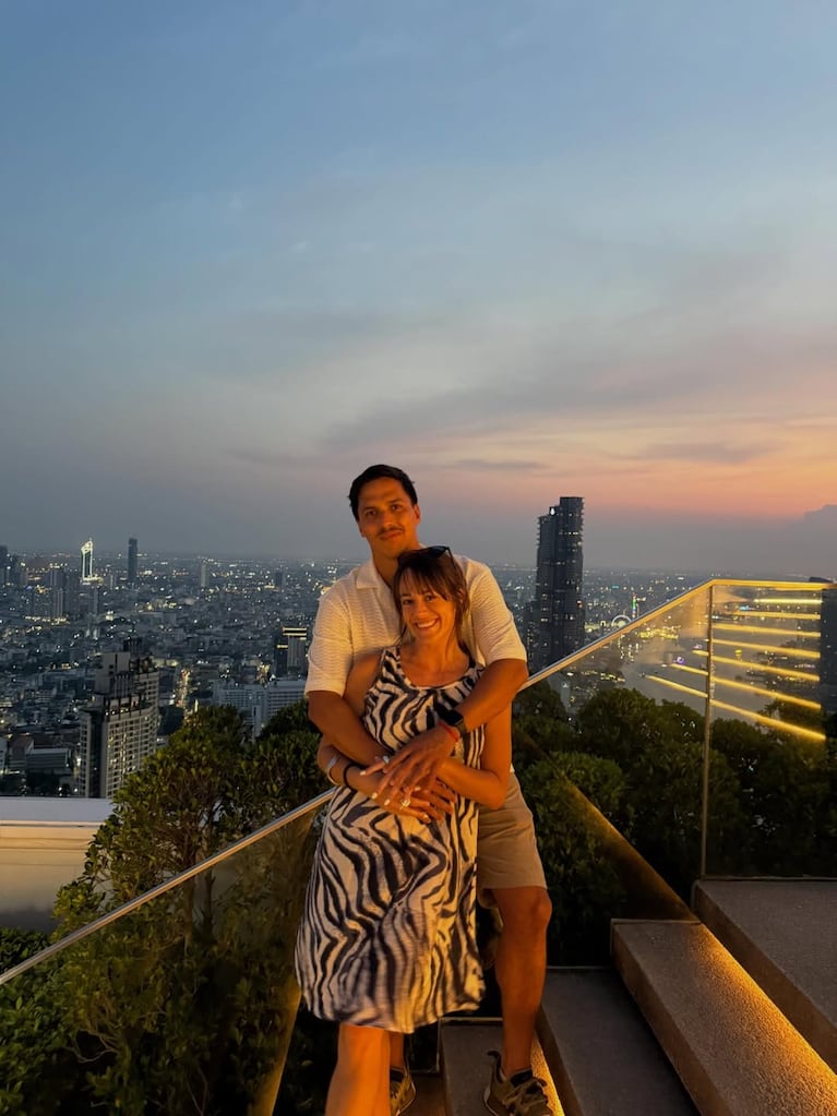 La primera foto de Mica Lapegüe embarazada. Fue en febrero, durante un viaje con Tomás Bartolomé. Foto: Instagram micalapegue